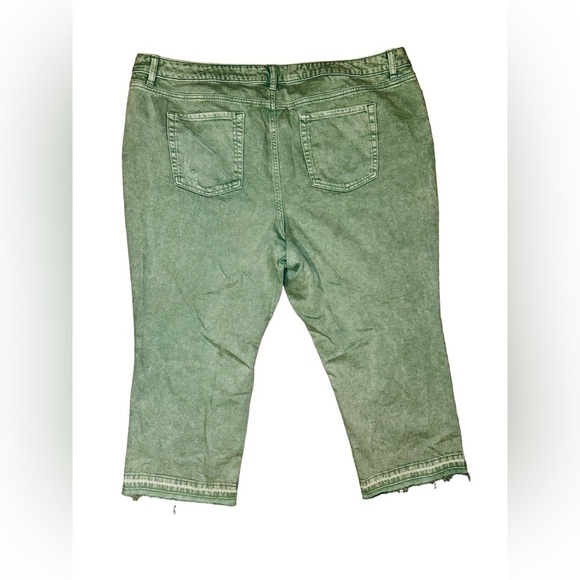 “MAURICES” Plus Size 24W Acid Green Ripped Jeans NWOT 🏷️​ - Picture 8 of 9